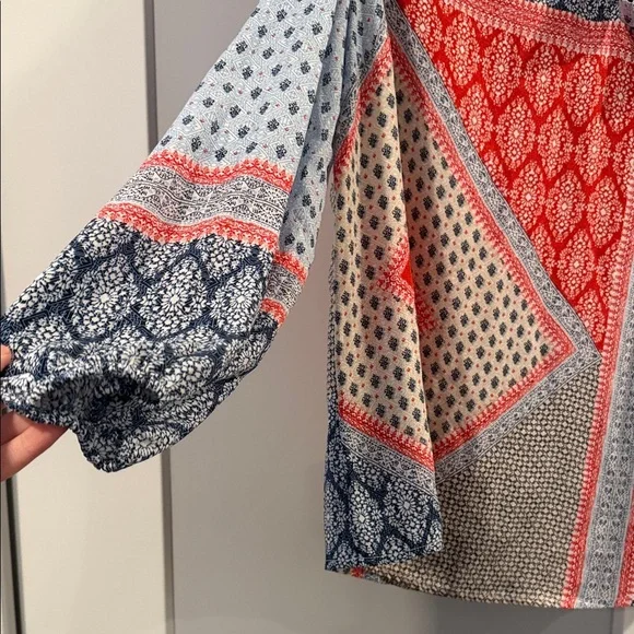 Chico's Red and Blue Patterned Sleeveless Blouse - Picture 4 of 4